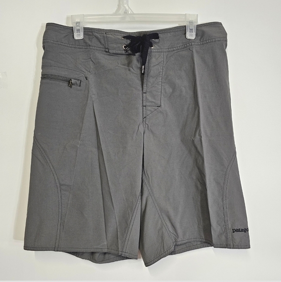 Patagonia Men's Size 32 Gray Beach Coastal Board Surf Swim Shorts Swim Suit - Picture 1 of 11